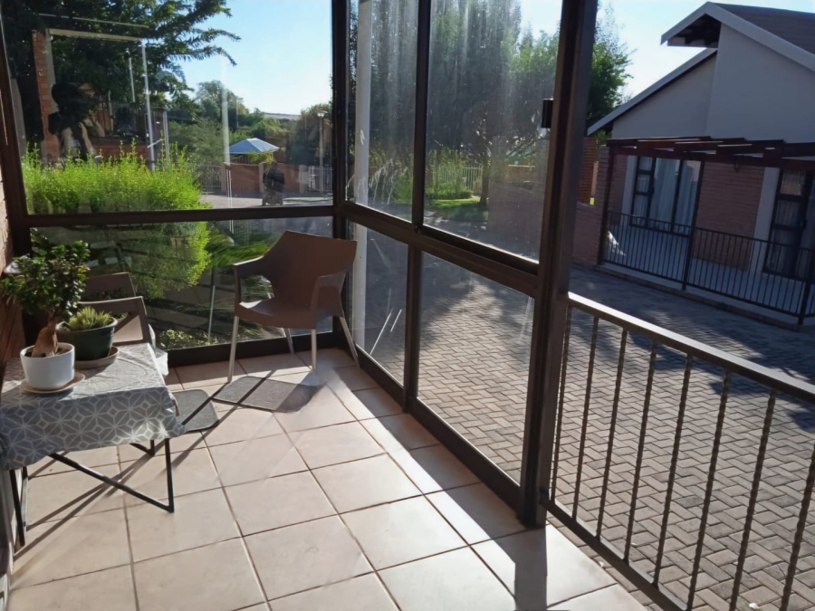 2 Bedroom Property for Sale in Vredenhof Sh Free State